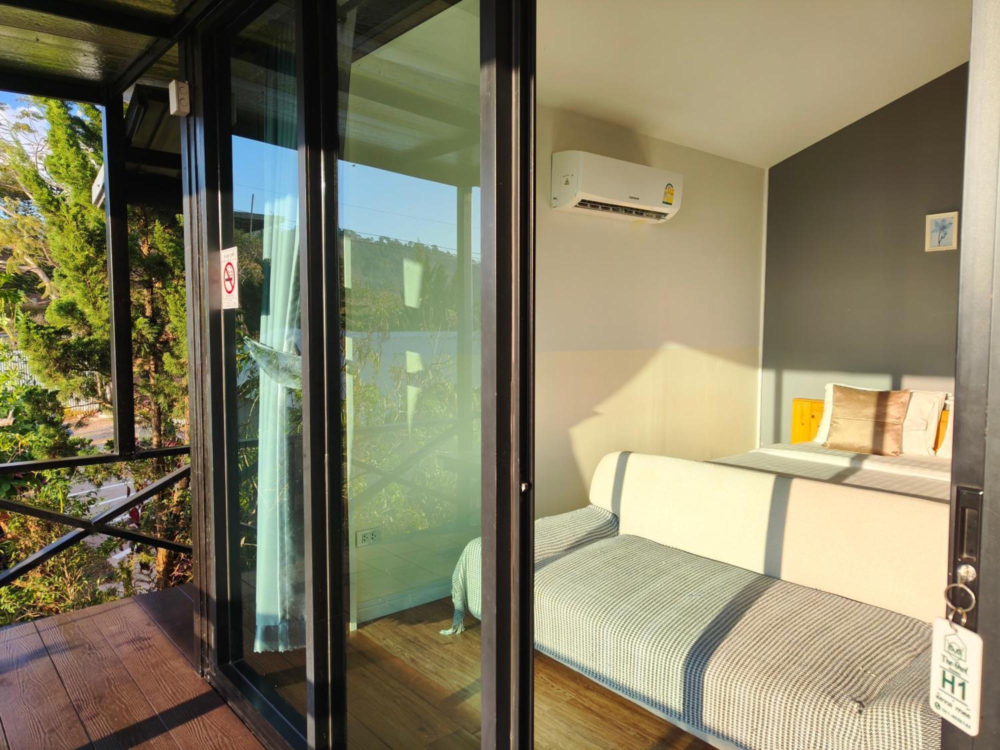 The Owl Khaokho Bed & Breakfast Khao Kho Exterior photo